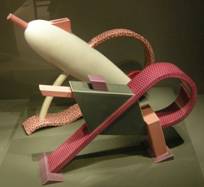 https://upload.wikimedia.org/wikipedia/commons/thumb/2/29/Matteo_thun%2C_alessio_sarri_ceramiche%2C_laurum_marinus_teiera.JPG/800px-Matteo_thun%2C_alessio_sarri_ceramiche%2C_laurum_marinus_teiera.JPG