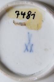 79) 7481